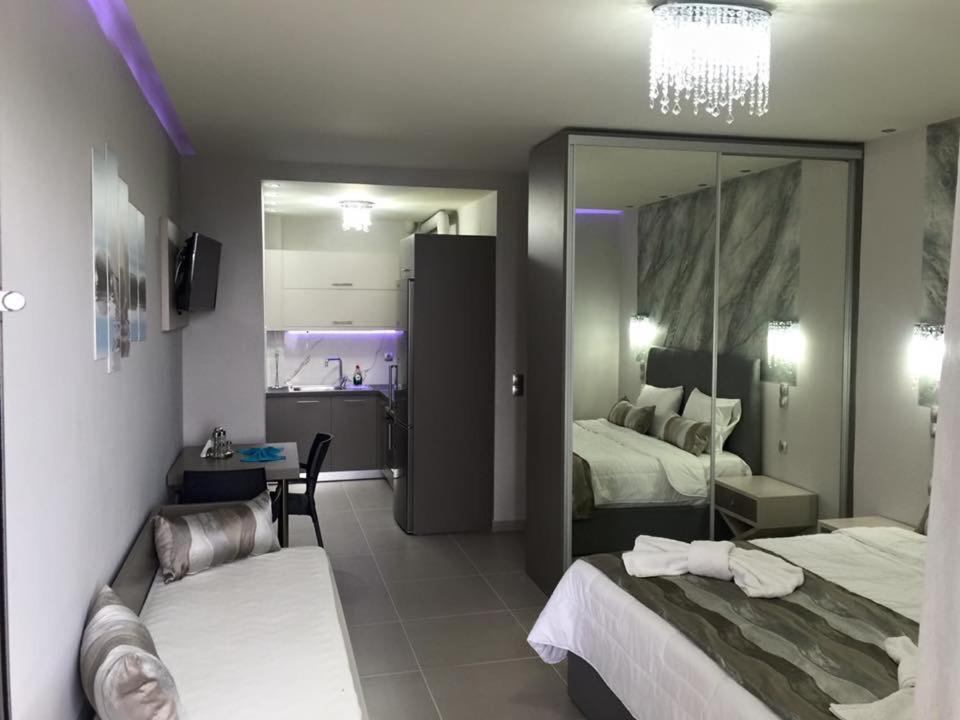 Peristeres Appartments Rodhákinon Ngoại thất bức ảnh